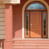 Какие входные двери лучше всего подойдут для частного дома?